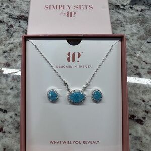 Bomb party necklace and earring set